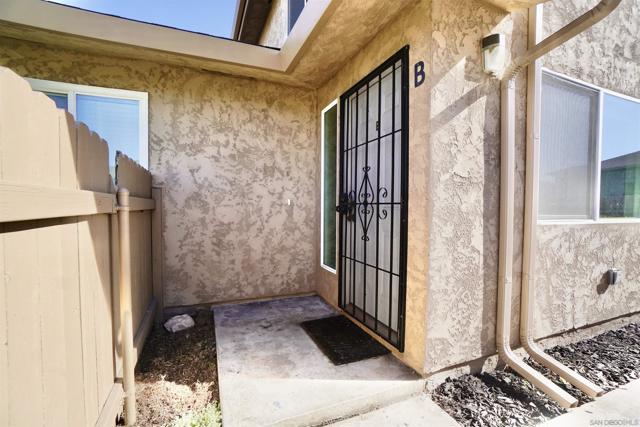 Image 17 of 24 For 2851 Iris Avenue B