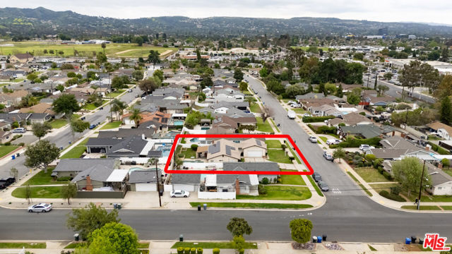 350 N Shadyglen Drive, Covina CA: https://media.crmls.org/mediaz/2a8334c7-048d-4a8a-976b-123fe3444e58.jpg