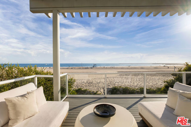 6515 Ocean Front Walk, Playa del Rey, California 90293, 3 Bedrooms Bedrooms, ,3 BathroomsBathrooms,Single Family Residence,For Sale,Ocean Front,24409203