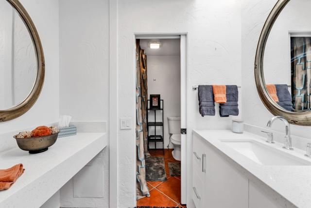 511 Desert West Drive, Rancho Mirage CA: https://media.crmls.org/mediaz/2a837511-6305-4cd8-9e14-31e62a8e4bf6.jpg