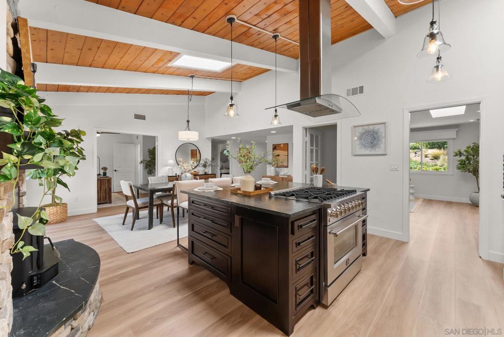 12832 Stone Canyon Rd - photo 12
