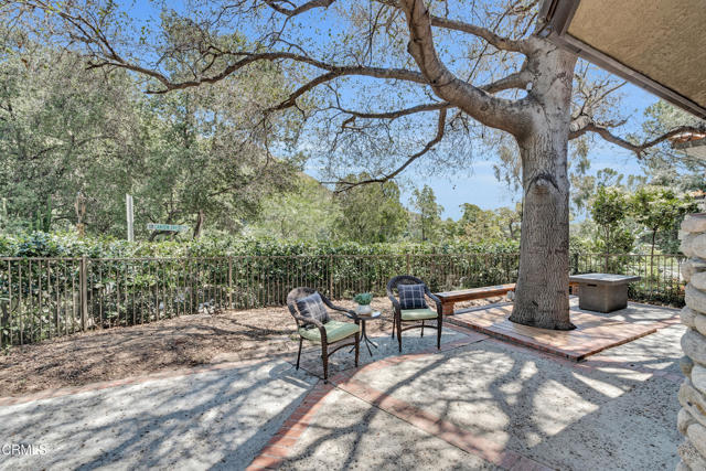 684 Orange Drive, Sierra Madre CA: https://media.crmls.org/mediaz/2a839644-9da6-48e1-8e15-21aff01e9de6.jpg