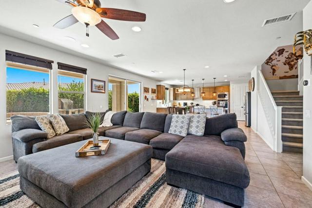 35551 Luna Court, Palm Desert CA: https://media.crmls.org/mediaz/2a844e6b-8244-445f-856c-2b9852324f51.jpg