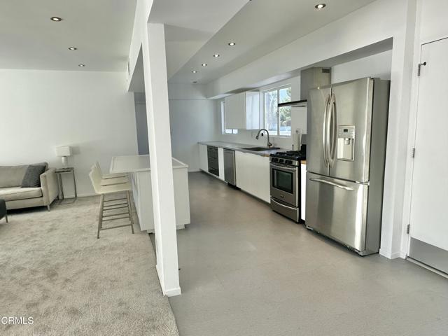 Detail Gallery Image 14 of 23 For 422 N Farrell Dr, Palm Springs,  CA 92262 - 3 Beds | 2/1 Baths