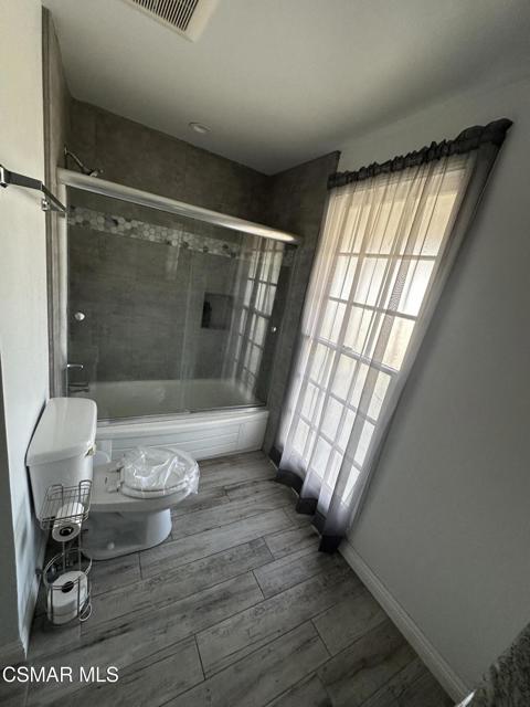 3045 Galena Avenue, Simi Valley CA: https://media.crmls.org/mediaz/2a8509dd-7e82-464c-8e9f-0824c1d022b8.jpg