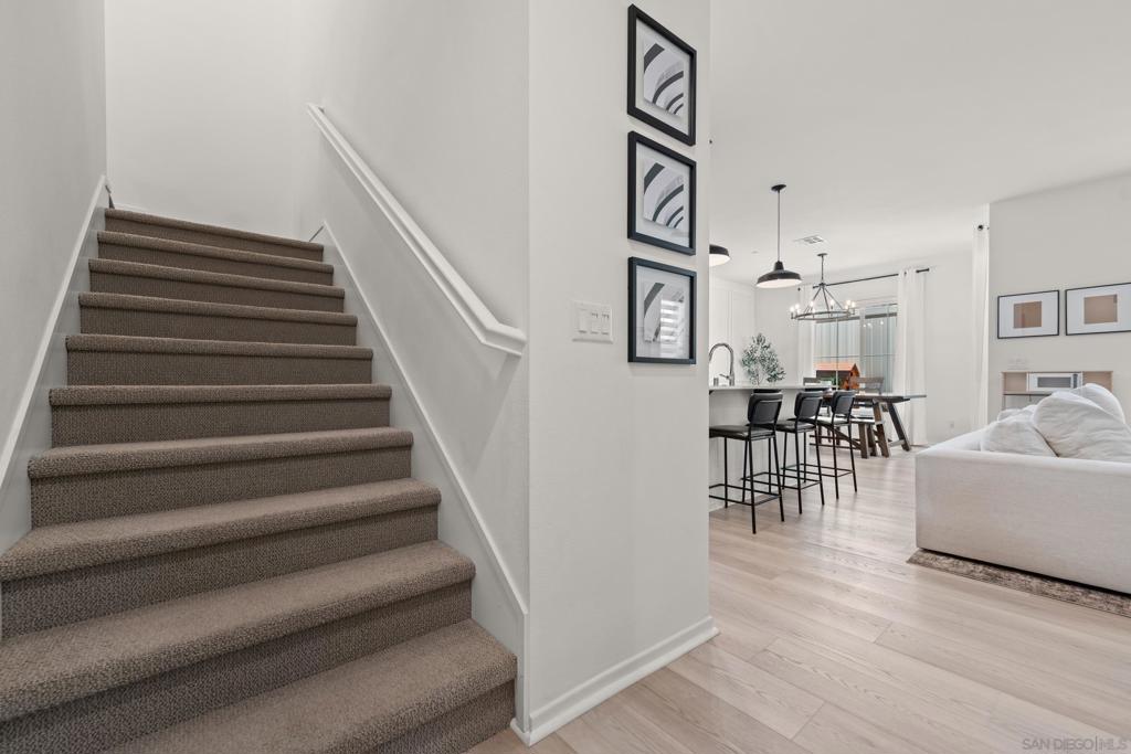 MLS #250034988SD img 16