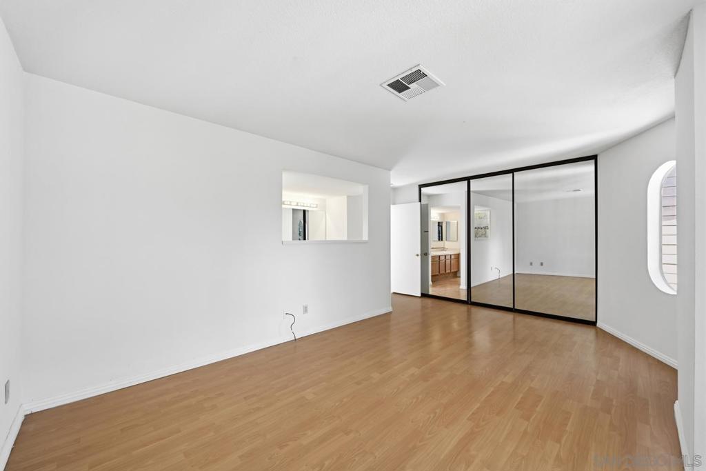 9260 Towne Centre Dr - photo 16