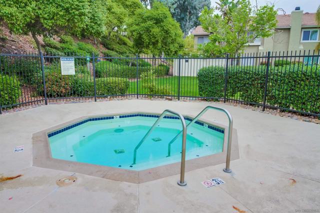 13669 Comuna Drive, Poway CA: https://media.crmls.org/mediaz/2a86227b-f64b-4ab1-b695-add5310ffe77.jpg