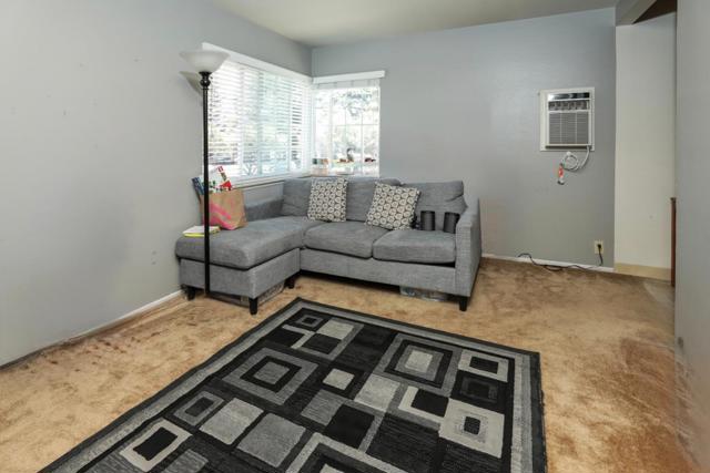 494 Dover Way, Campbell CA: https://media.crmls.org/mediaz/2a86f589-4706-4e24-adbe-982897399558.jpg