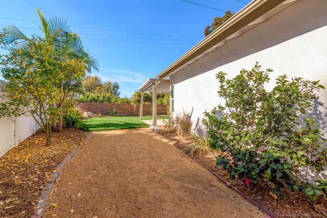 13584 Freeport Rd, San Diego, California 92129, 4 Bedrooms Bedrooms, ,3 BathroomsBathrooms,Single Family Residence,For Sale,Freeport Rd,250017071SD