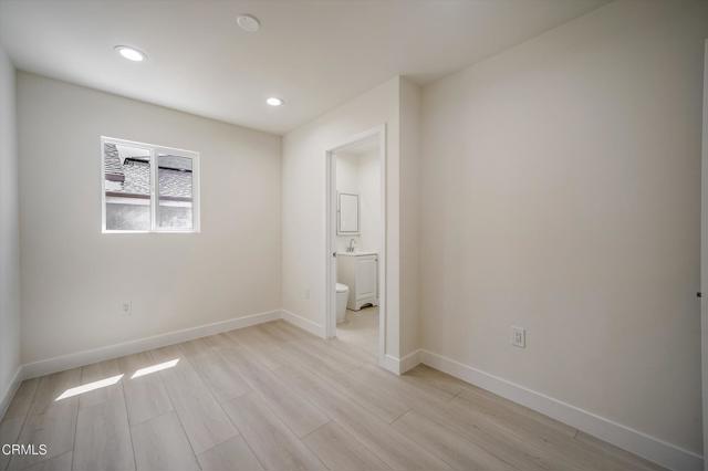838 Highland Avenue, Glendale CA: https://media.crmls.org/mediaz/2a88c938-a572-4889-835f-6167a4bf1c6a.jpg