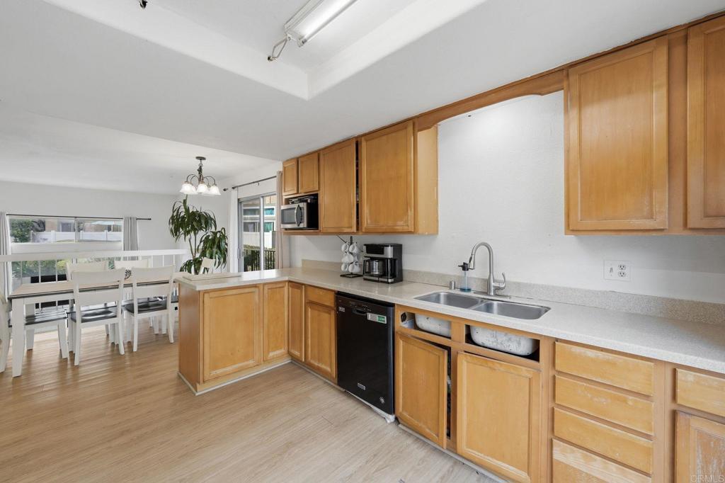 7740 Nightingale Way - photo 13
