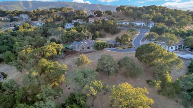 9250 Mahogany, Gilroy CA: https://media.crmls.org/mediaz/2a89dfc9-fbc4-43ba-a5fc-5f6a304135c8.jpg