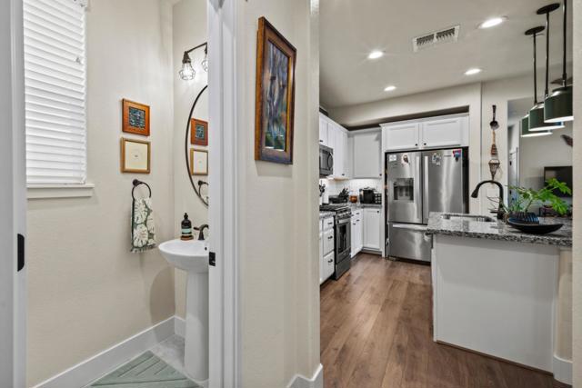 18938 Kilpatrick Lane,  CA: https://media.crmls.org/mediaz/2a8ab001-5393-41c1-9cd8-4b2243b3010f.jpg