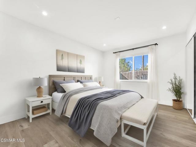 898 Oakmound Avenue, Newbury Park CA: https://media.crmls.org/mediaz/2a8b59be-4648-48a0-8071-343a31a6a1f0.jpg