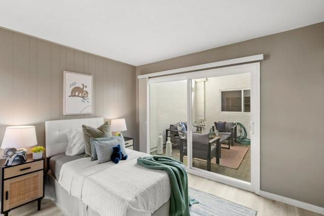 1919 Alameda De Las Pulgas, San Mateo CA: https://media.crmls.org/mediaz/2a8c23aa-e73c-4464-b365-330c8003ddf8.jpg