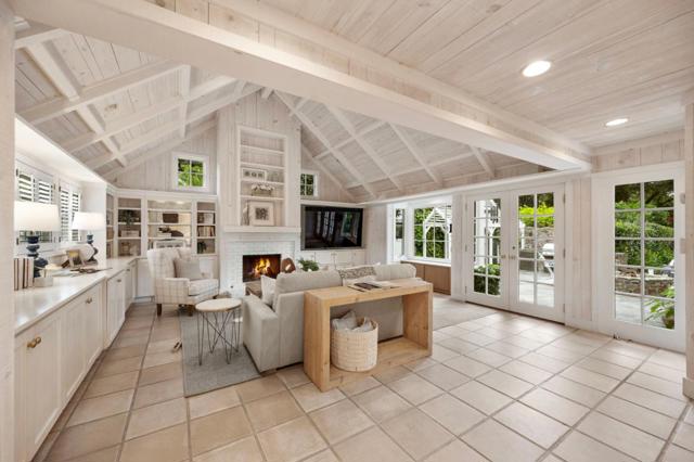 37 Lupin Lane, Atherton CA: https://media.crmls.org/mediaz/2a8d8bdd-227f-4322-bafc-43ba260b356d.jpg