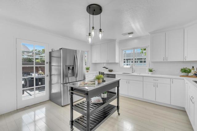 14526 Berry Way, San Jose CA: https://media.crmls.org/mediaz/2a8e04db-7eb6-40d2-966b-9907fbaaf65d.jpg