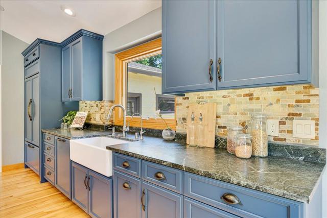 21400 Tierra Grande Court, San Jose CA: https://media.crmls.org/mediaz/2a8e1002-6dbe-4b5e-9c46-a69b9bf4e3c1.jpg