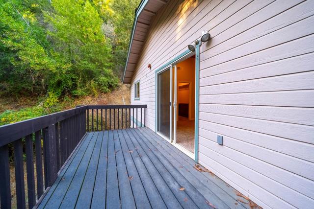 1301 Bear Creek, Boulder Creek CA: https://media.crmls.org/mediaz/2a8edcdd-165c-4911-9ee0-993c30c7c60c.jpg