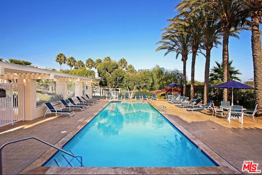 6463 Zuma View Place #167