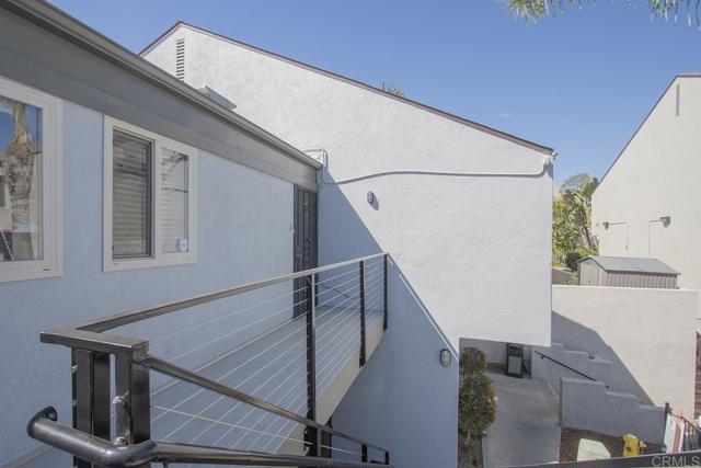Detail Gallery Image 2 of 30 For 4131 Mount Alifan Pl #F,  San Diego,  CA 92111 - 2 Beds | 1 Baths