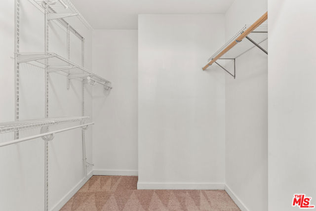 5350 Playa Vista Drive, Playa Vista CA: https://media.crmls.org/mediaz/2a909969-800c-4b16-b215-a826c17eabaf.jpg