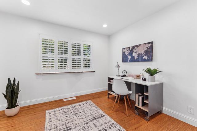 2257 Juan Pablo Lane, Santa Cruz CA: https://media.crmls.org/mediaz/2a90cb98-d567-4934-8632-0b741f309e93.jpg