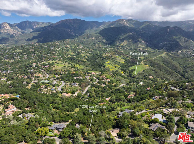 1208 Las Alturas Road, Santa Barbara CA: https://media.crmls.org/mediaz/2a911ecb-d1b3-4374-88be-8b601fda05f8.jpg