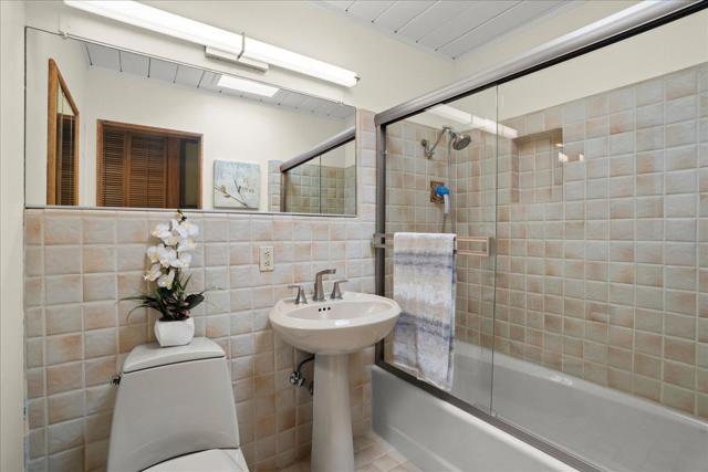 3469 Thomas Drive, Palo Alto CA: https://media.crmls.org/mediaz/2a9193a1-d776-4319-9326-eaa92b21a11e.jpg