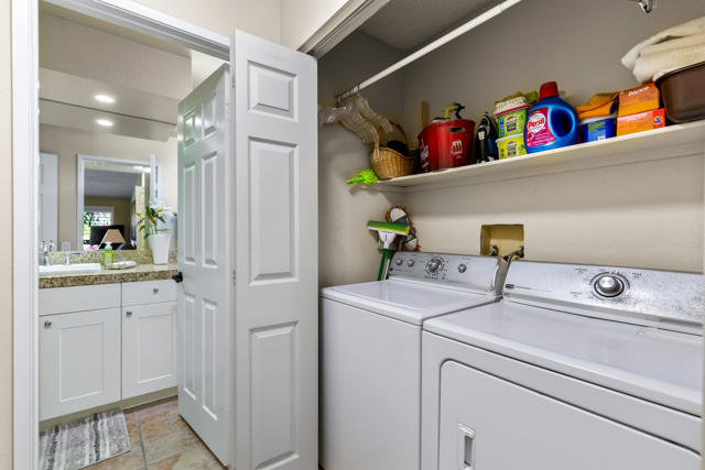 34041 Calle Mora, Cathedral City CA: https://media.crmls.org/mediaz/2a920621-6038-4656-aadb-b071a7c53743.jpg