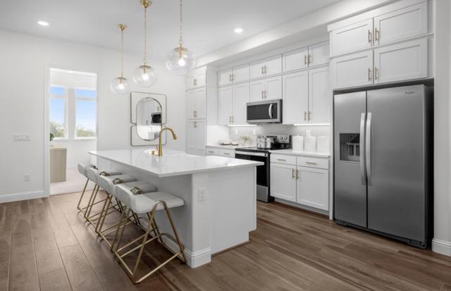 2419 Willow Drive, San Mateo CA: https://media.crmls.org/mediaz/2a92a42b-566b-44fa-ac34-9c90a5894a0a.jpg