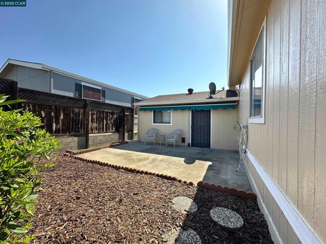1840 Paris Ln, Antioch CA: https://media.crmls.org/mediaz/2a92bc47-876f-4a64-9060-90254a58b571.jpg