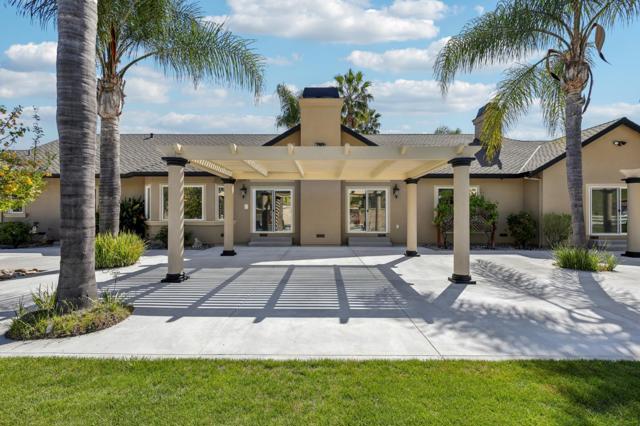 12755 Santa Teresa Boulevard, San Martin CA: https://media.crmls.org/mediaz/2a942af5-76a8-4a60-9eb7-07f2409a6877.jpg