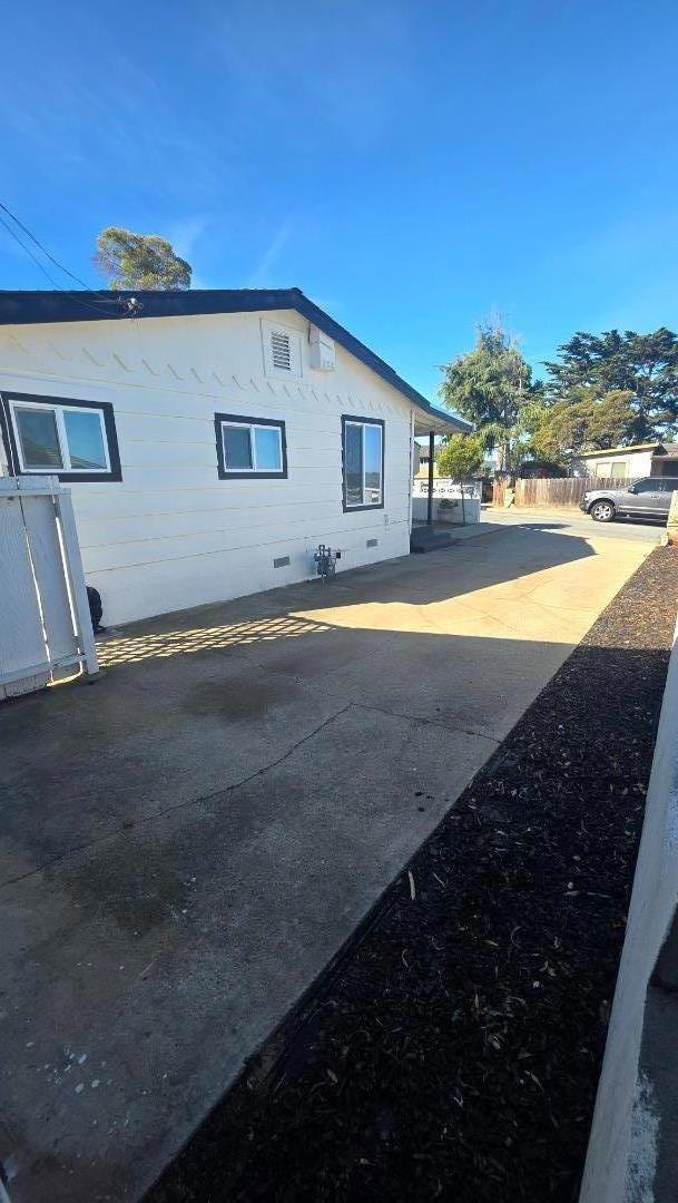 1640 Judson Street, Seaside CA: https://media.crmls.org/mediaz/2a94a2d1-f47d-4890-a9fe-5fcc042544cd.jpg