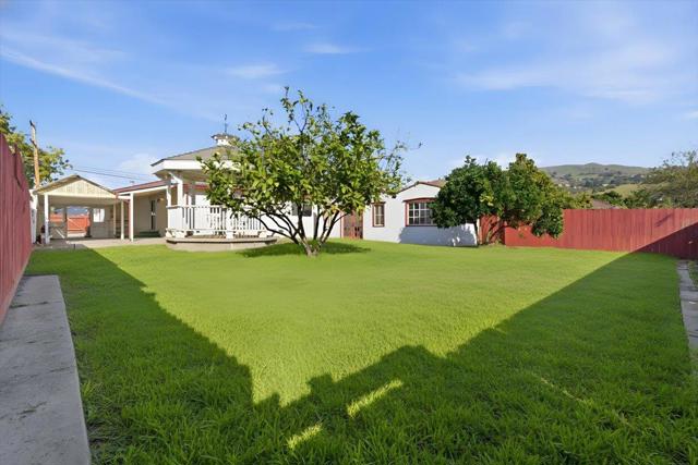 236 S Claremont Avenue, San Jose CA: https://media.crmls.org/mediaz/2a94a4c4-0d54-4c40-9562-ff5234d53527.jpg