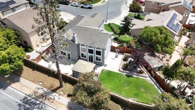 1018 Melville Street, Salinas CA: https://media.crmls.org/mediaz/2a9535a8-19ad-4d26-a535-df5a09d9d18b.jpg