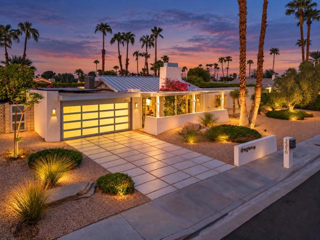 2210 E Calle Papagayo, Palm Springs, CA 92262