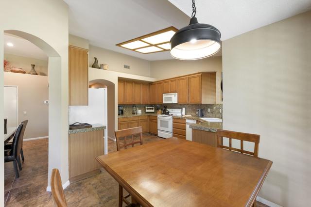 105 Potenza Circle, Palm Desert, CA 92211