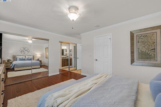 5487 Treeflower Dr, Livermore CA: https://media.crmls.org/mediaz/2a983a45-80b5-442c-871f-a441a6ef36c9.jpg