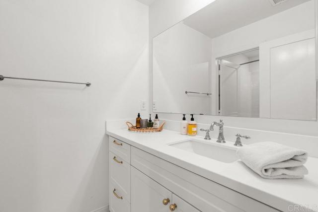 Detail Gallery Image 44 of 69 For 1763 Laurelwood Way, Oceanside,  CA 92057 - 3 Beds | 2/1 Baths