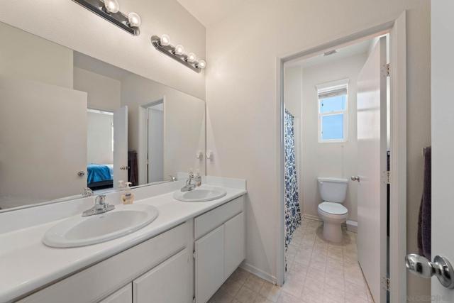 1367 Santa Diana Rd, Chula Vista CA: https://media.crmls.org/mediaz/2a9a27fb-d128-450d-9a83-1d5043efdc4d.jpg