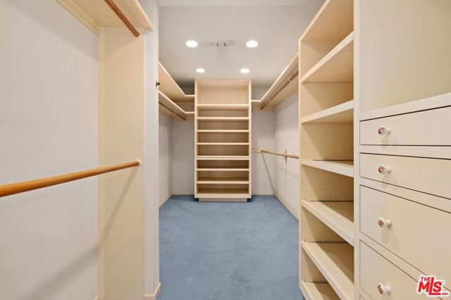 15401 Mulholland Drive, Los Angeles CA: https://media.crmls.org/mediaz/2a9a4e37-d37f-4bc1-ad81-099875374801.jpg