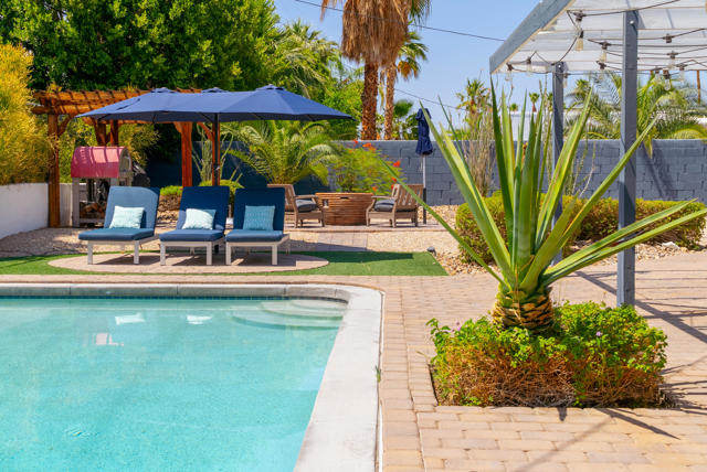 2845 E Wyman Drive, Palm Springs CA: https://media.crmls.org/mediaz/2a9a81e3-32ac-4a70-b19e-73c5a7c78de2.jpg