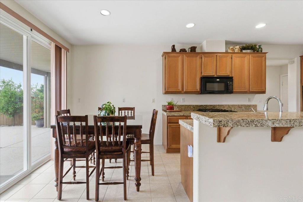 745 Helmsdale Road - photo 9