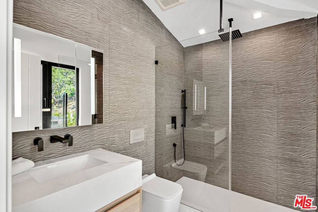MLS #26854011 image #38