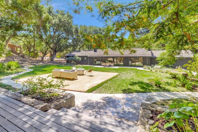 240 Willowbrook Drive, Portola Valley CA: https://media.crmls.org/mediaz/2a9aac6d-17d1-41fe-a756-22c4cd7b1dd1.jpg