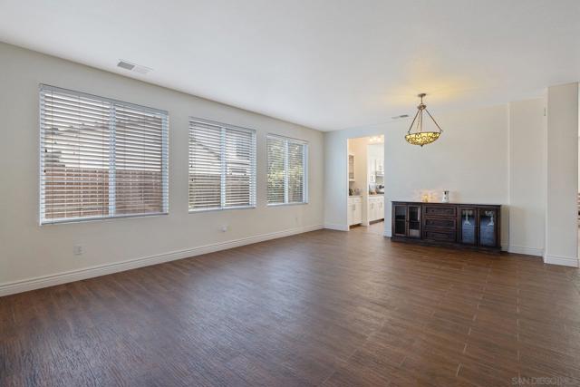 Image 12 of 69 For 2415 Oak Grove Ct