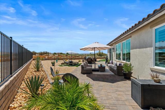 42940 Ascona Lane, Indio CA: https://media.crmls.org/mediaz/2a9b6293-69b5-41c8-a11f-68e90c9ec897.jpg