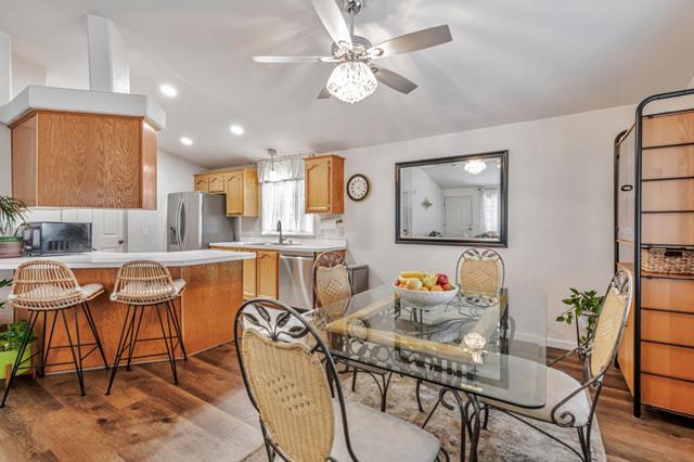 1580 Balein Court, Hayward CA: https://media.crmls.org/mediaz/2a9b6e02-8494-4e7b-b327-acf557550473.jpg